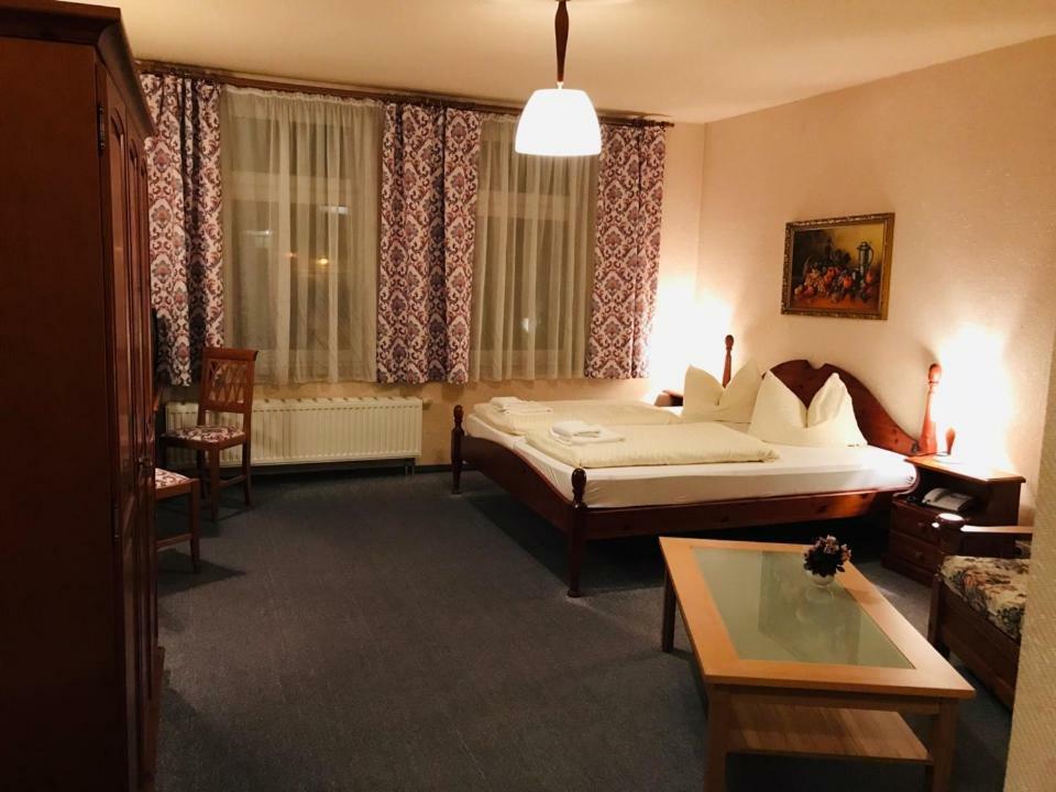 Haus Schlematal Hotel Und Restaurant Bad Schlema Eksteriør bilde