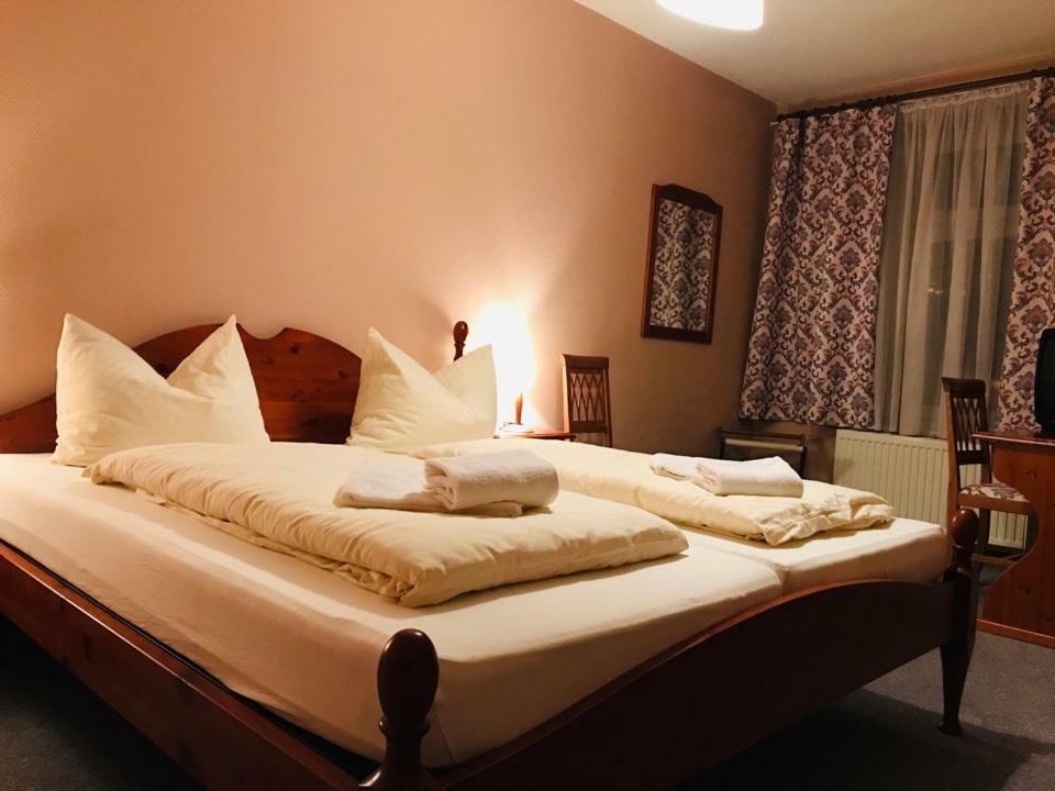 Haus Schlematal Hotel Und Restaurant Bad Schlema Eksteriør bilde